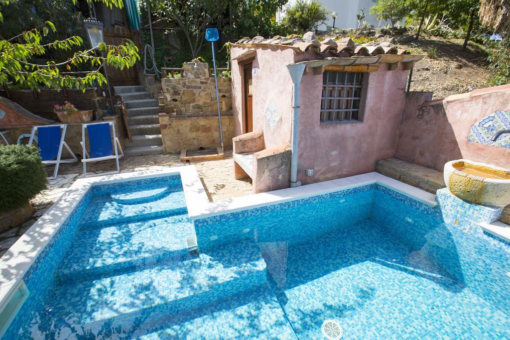 Villa Degli Artisti チェファル 部屋 写真