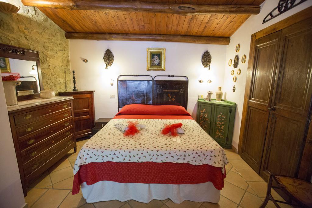 Villa Degli Artisti チェファル 部屋 写真