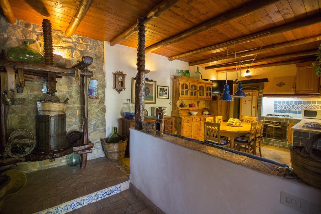 Villa Degli Artisti チェファル 部屋 写真